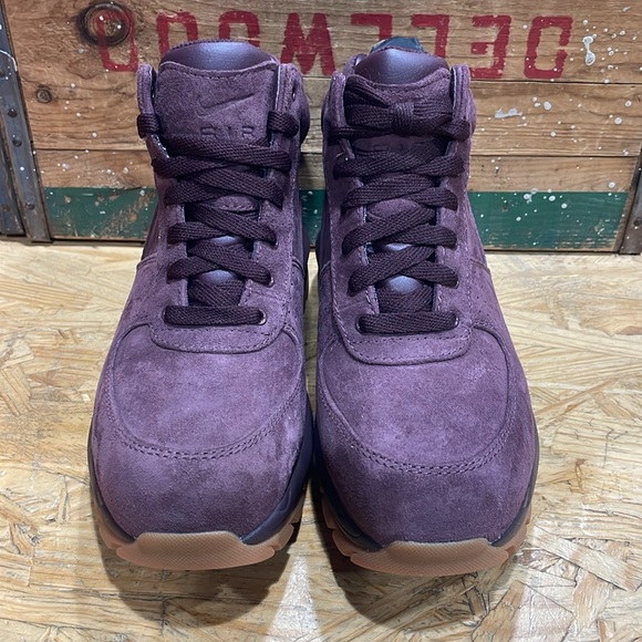 Brand new in box Nike ACG Air Max Goadome in suede deep burgundy with gum sole. - Picture 2 of 5